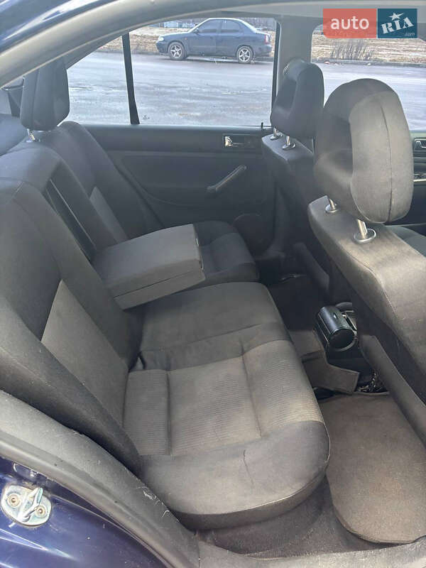 Седан Volkswagen Bora 2002 в Києві