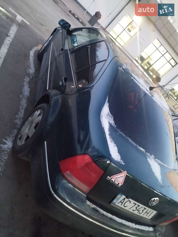 Седан Volkswagen Bora 2001 в Владимире