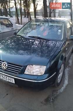 Седан Volkswagen Bora 2001 в Владимире