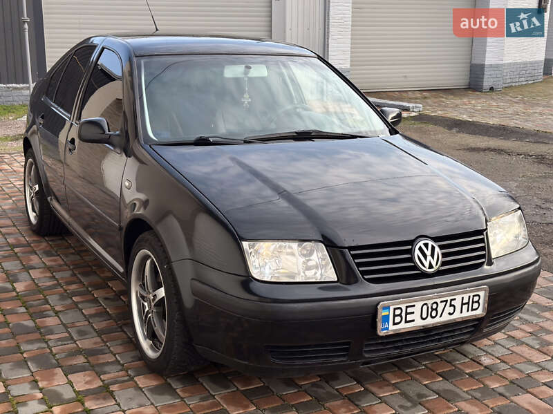 Седан Volkswagen Bora 2004 в Одессе