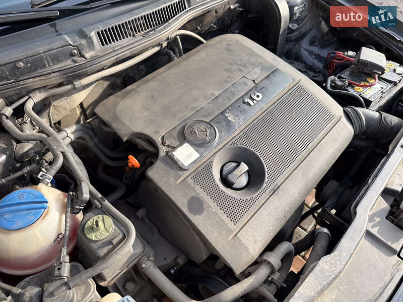 Седан Volkswagen Bora 2004 в Одессе