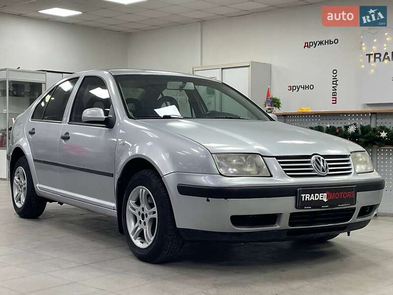 Volkswagen Bora 2002