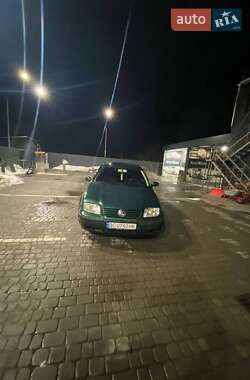 Седан Volkswagen Bora 2002 в Жовкве