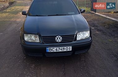 Седан Volkswagen Bora 2000 в Мостиській