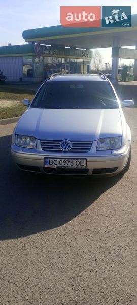 Volkswagen Bora 2000