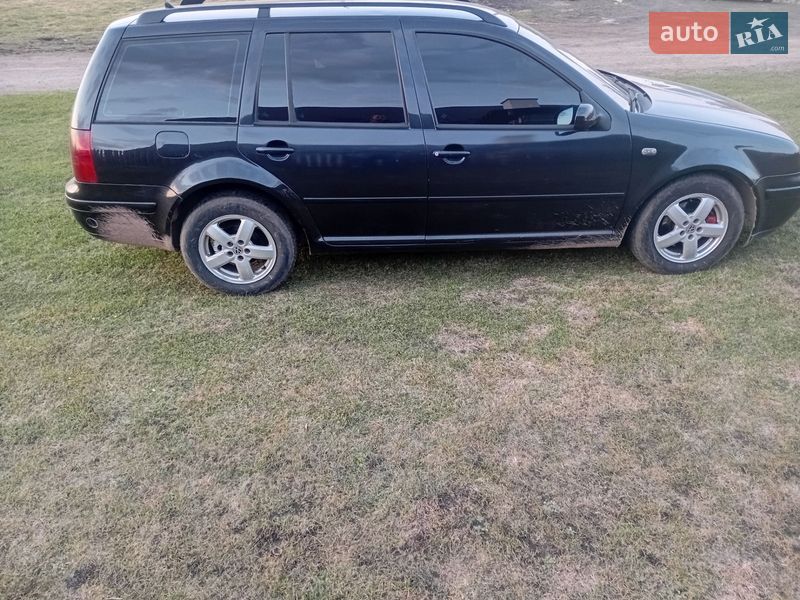 Универсал Volkswagen Bora 2001 в Городке