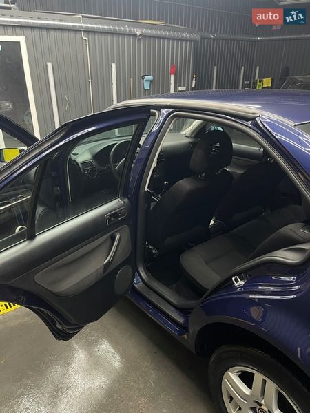 Седан Volkswagen Bora 2001 в Ирпене