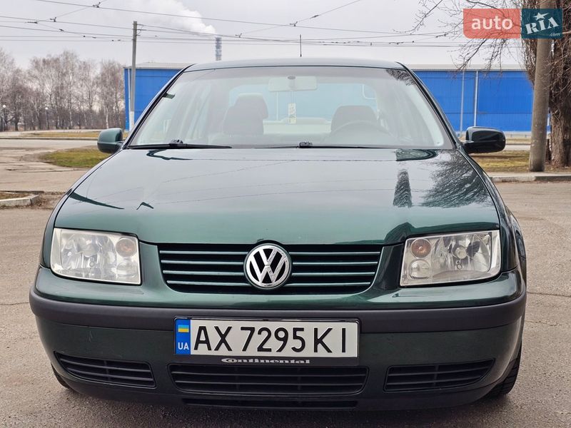 Седан Volkswagen Bora 2003 в Харькове
