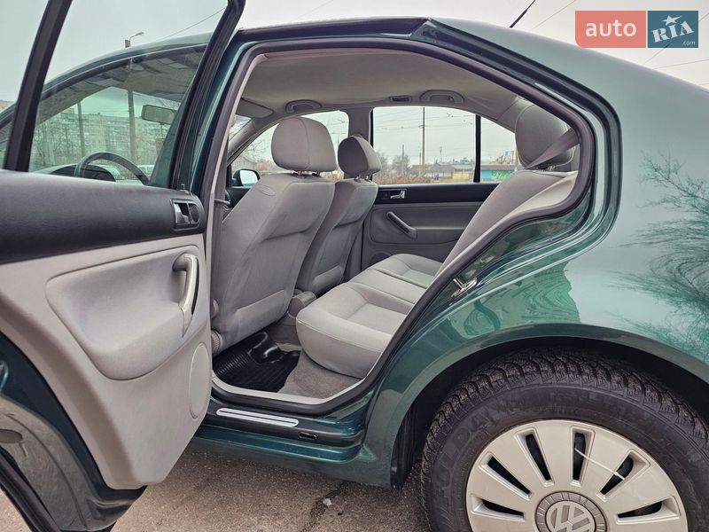 Седан Volkswagen Bora 2003 в Харькове