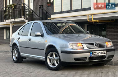 Седан Volkswagen Bora 2003 в Львове