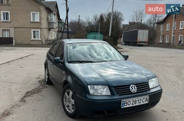 Седан Volkswagen Bora 2003 в Хмельницком