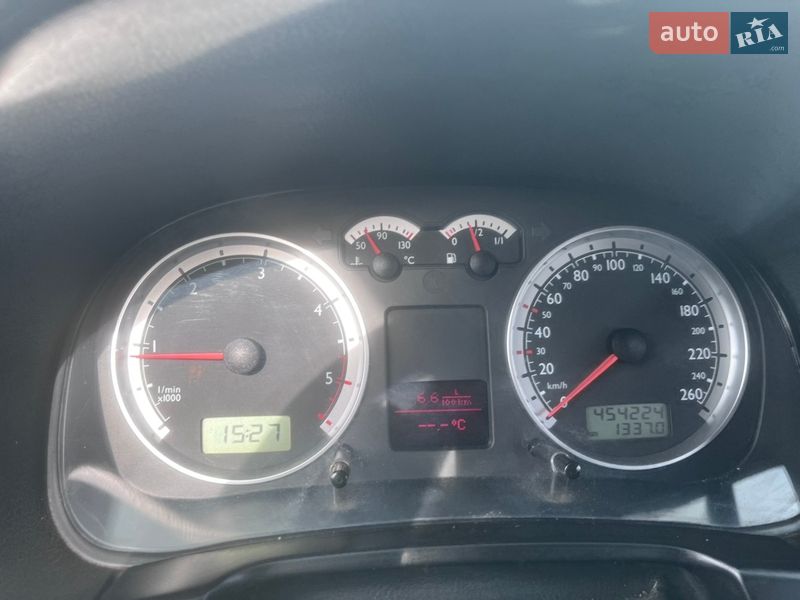 Універсал Volkswagen Bora 2000 в Ярмолинцях