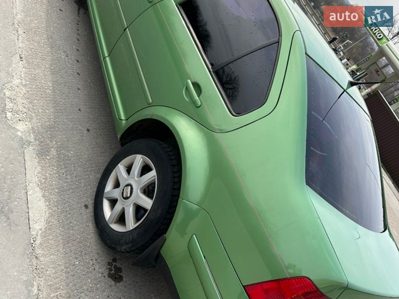 Седан Volkswagen Bora 1999 в Ходорове