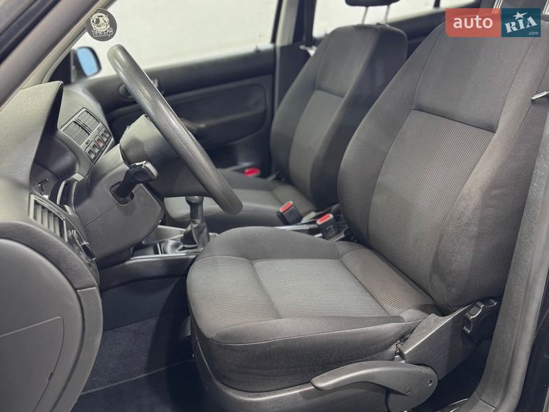 Универсал Volkswagen Bora 2001 в Стрые