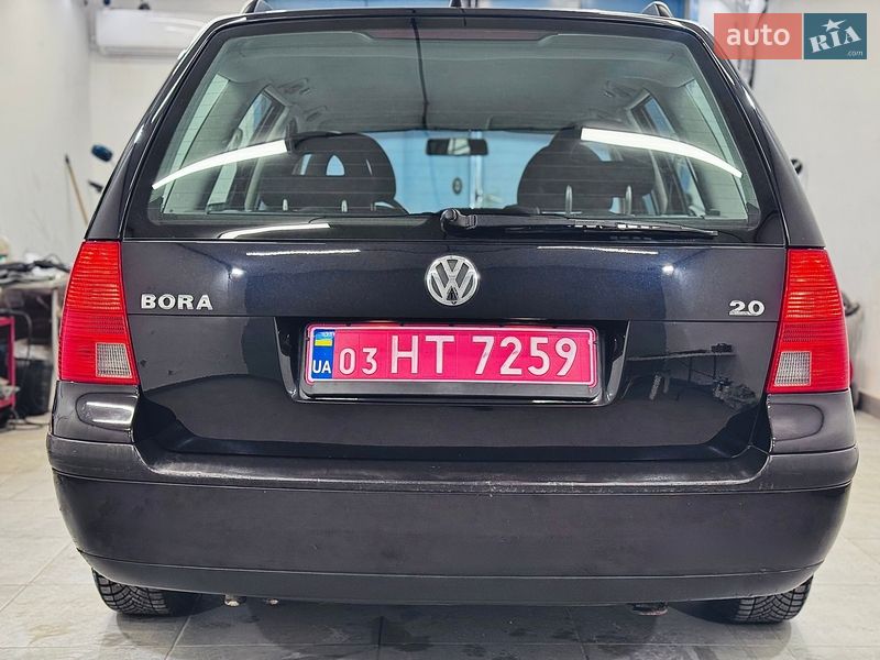 Универсал Volkswagen Bora 2001 в Стрые