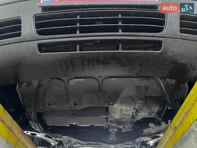 Универсал Volkswagen Bora 2001 в Стрые