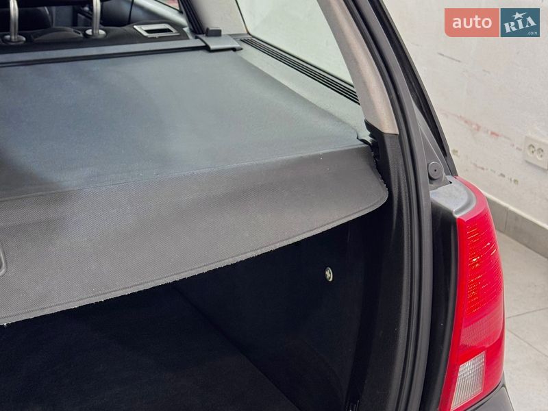 Универсал Volkswagen Bora 2001 в Стрые