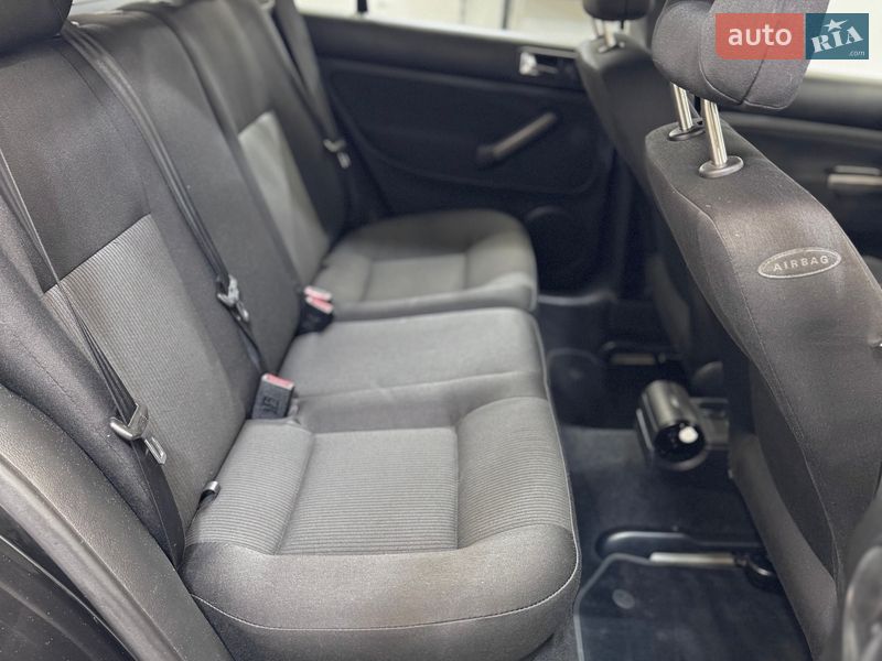 Универсал Volkswagen Bora 2001 в Стрые