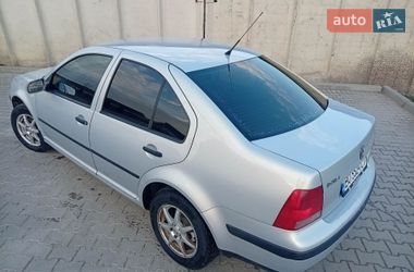 Седан Volkswagen Bora 2000 в Кременце