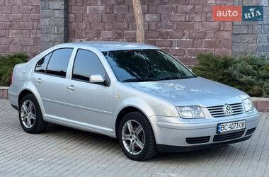 Седан Volkswagen Bora 1999 в Черкассах