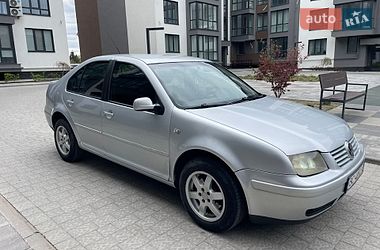 Седан Volkswagen Bora 2003 в Львове
