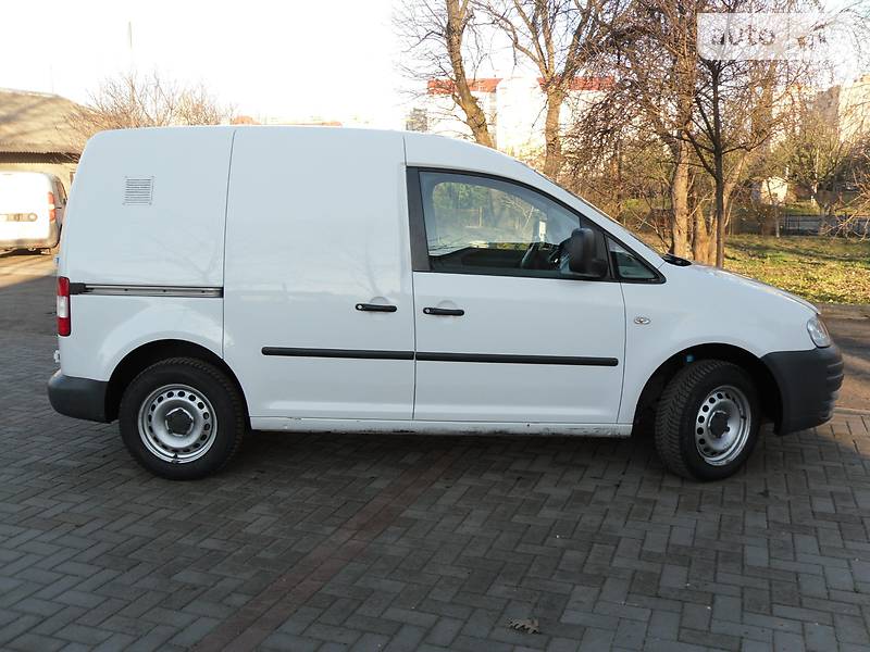 Volkswagen Caddy 2008 года