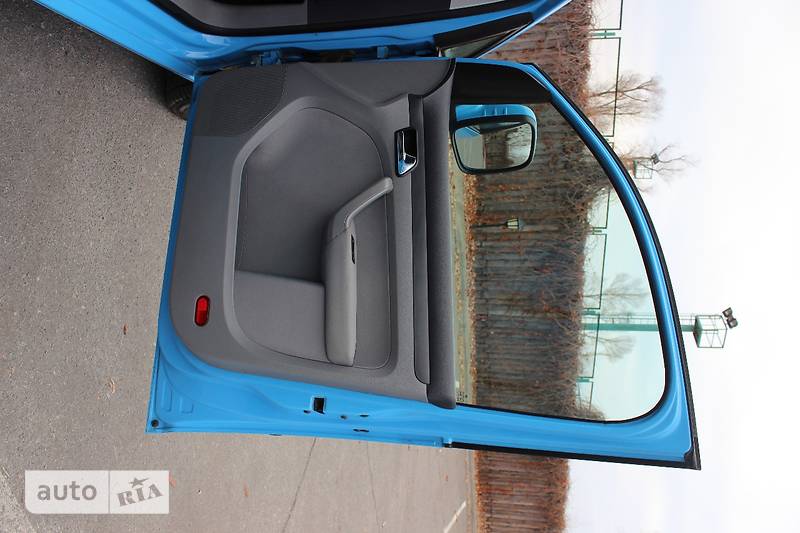 Минивэн Volkswagen Caddy 2008 в Днепре фото 36 Минивэн Volkswagen Caddy 2008 в Днепре