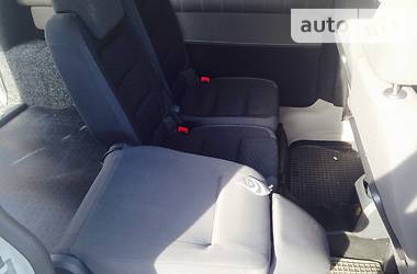 Грузопассажирский фургон Volkswagen Caddy 2011 в 