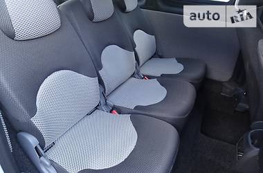Минивэн Volkswagen Caddy 2011 в 
