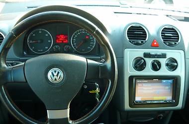 Минивэн Volkswagen Caddy 2010 в 
