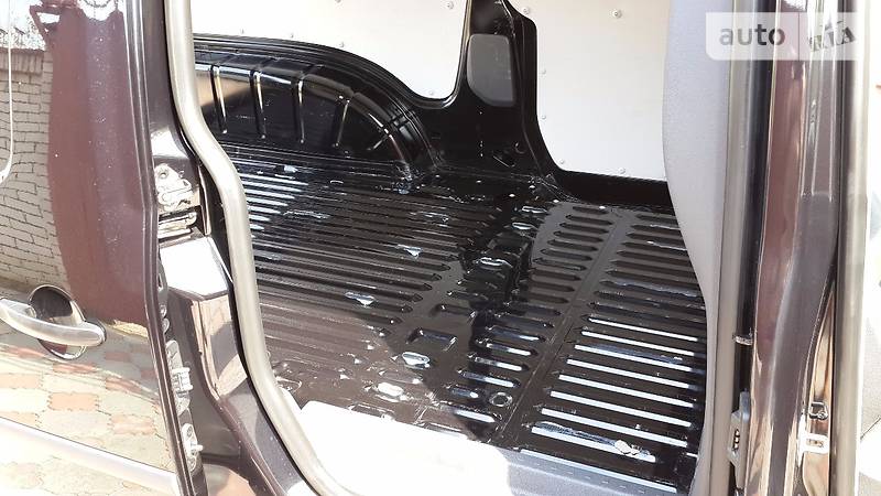 Volkswagen Caddy 2013 в Житомире фото 36 Volkswagen Caddy 2013 в Житомире