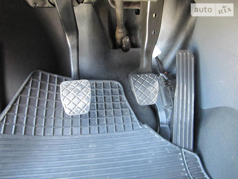 Минивэн Volkswagen Caddy 2012 в Киеве