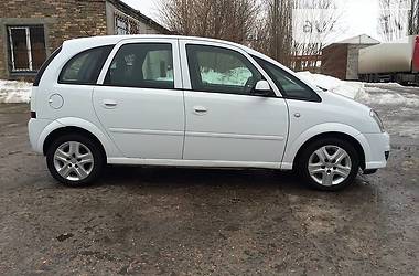 Седан Volkswagen Caddy 2010 в 