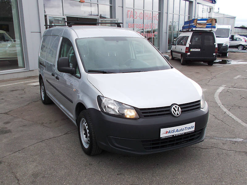 Грузопассажирский фургон Volkswagen Caddy 2014 в Киеве