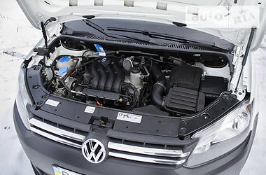 Минивэн Volkswagen Caddy 2011 в Хороле