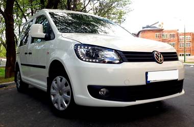 Грузопассажирский фургон Volkswagen Caddy 2011 в Виннице