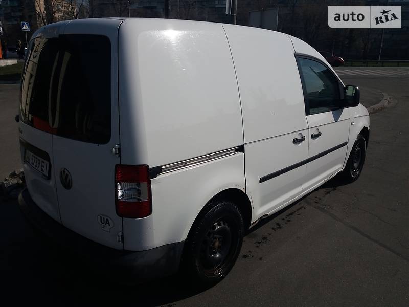 Вантажопасажирський фургон Volkswagen Caddy 2006 в Києві