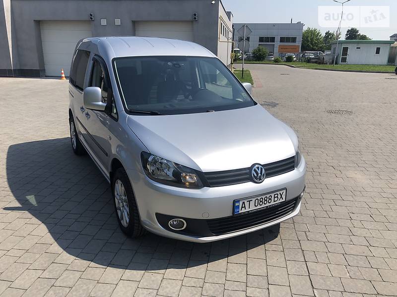 Універсал Volkswagen Caddy 2012 в Івано-Франківську