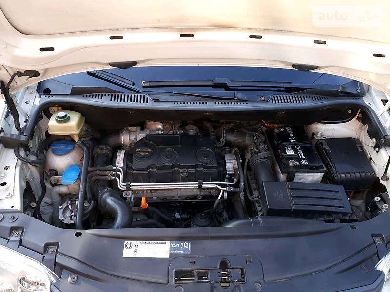 Мінівен Volkswagen Caddy 2010 в Тростянці