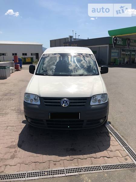 Вантажопасажирський фургон Volkswagen Caddy 2004 в Хусті