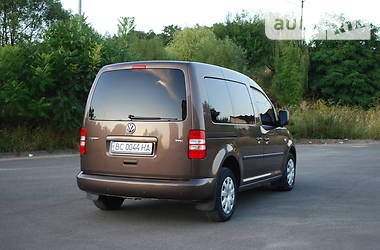 Мінівен Volkswagen Caddy 2011 в 