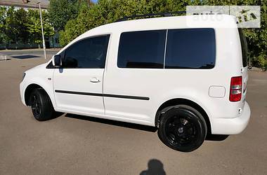 Универсал Volkswagen Caddy 2013 в Киеве