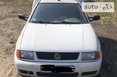 Вантажопасажирський фургон Volkswagen Caddy 2002 в Яворові