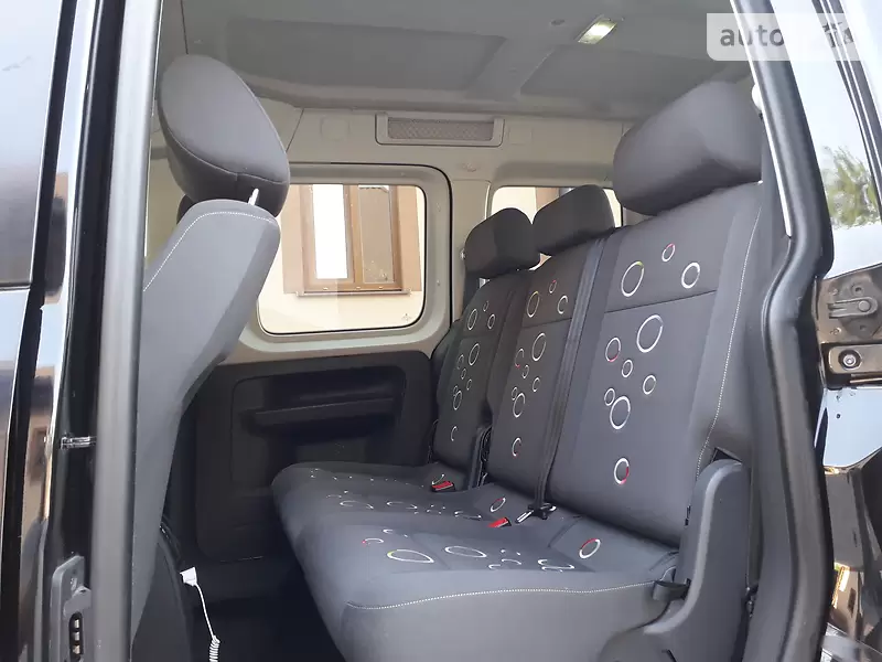 Універсал Volkswagen Caddy 2012 в 