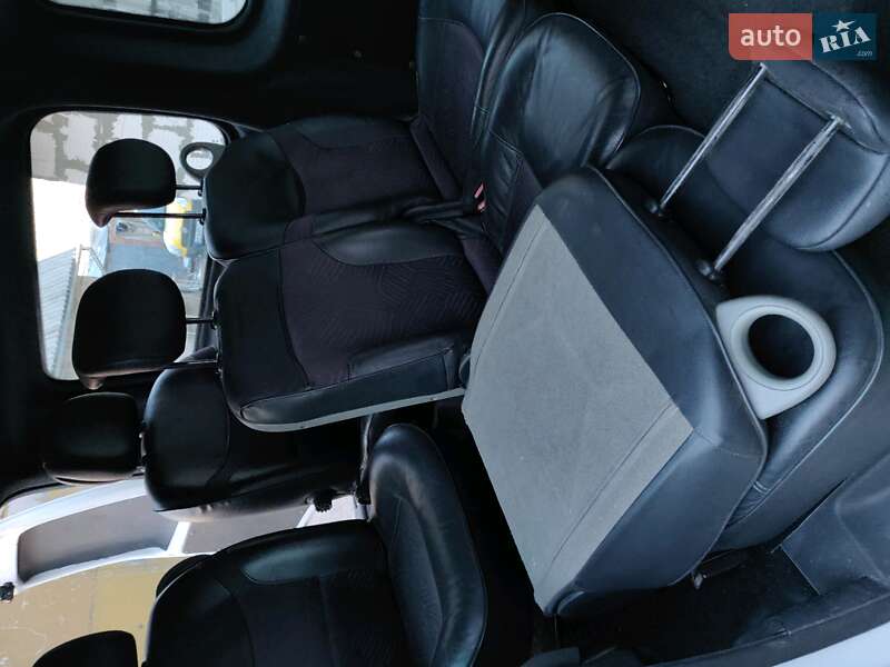 Минивэн Volkswagen Caddy 2015 в Хмельницком