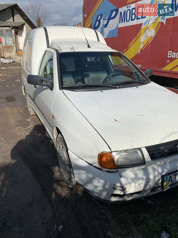 Универсал Volkswagen Caddy 2002 в Ивано-Франковске