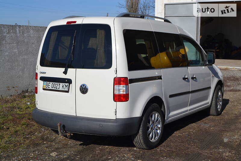Универсал Volkswagen Caddy 2010 в Новом Буге