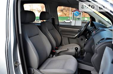 Мінівен Volkswagen Caddy 2010 в 