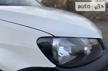 Мінівен Volkswagen Caddy 2013 в 