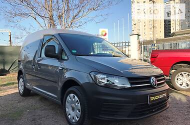 Вантажопасажирський фургон Volkswagen Caddy 2015 в 